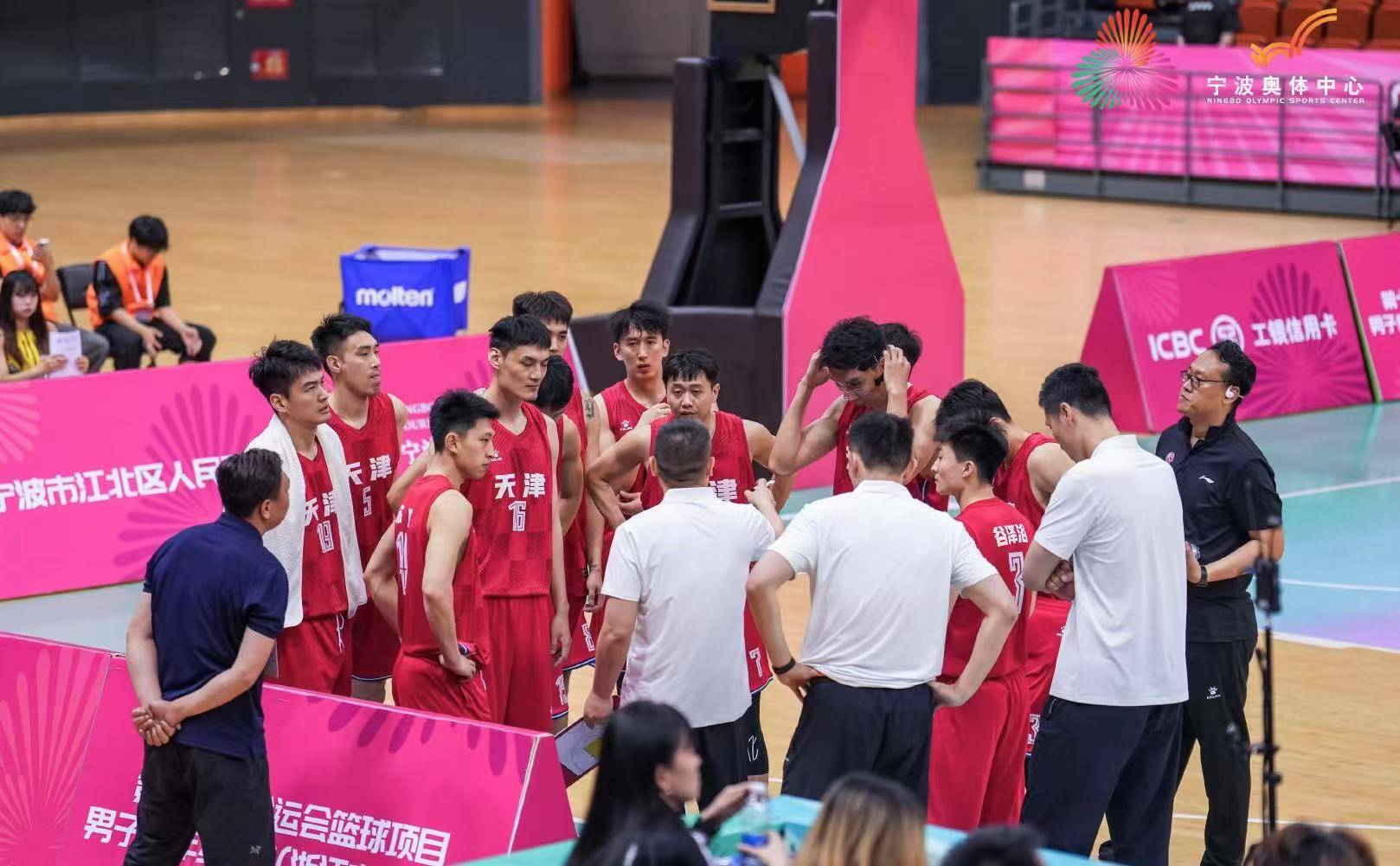 北京男篮力克江苏队，成功卫冕