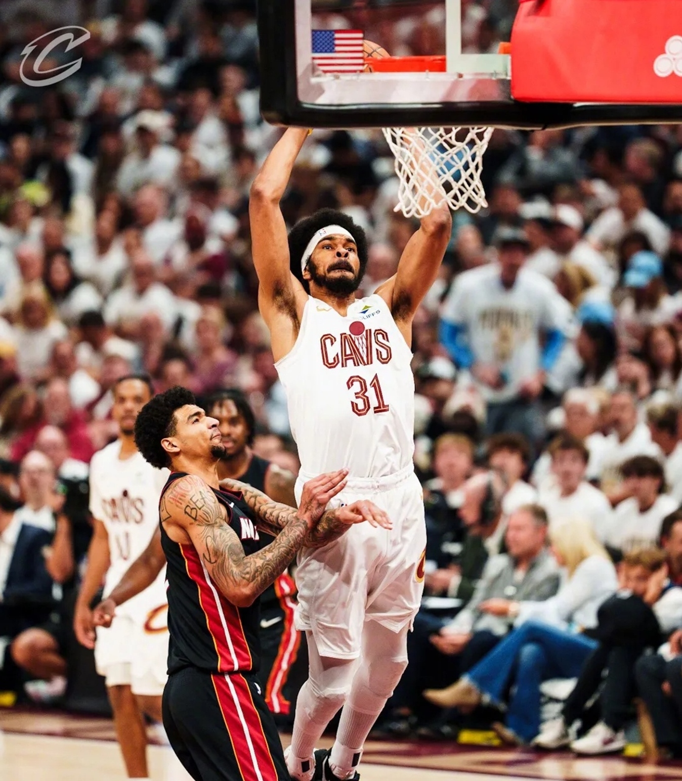 热火队客场战胜对手,富尔茨表现出色 热火队客场战胜对手,富尔茨表现出色