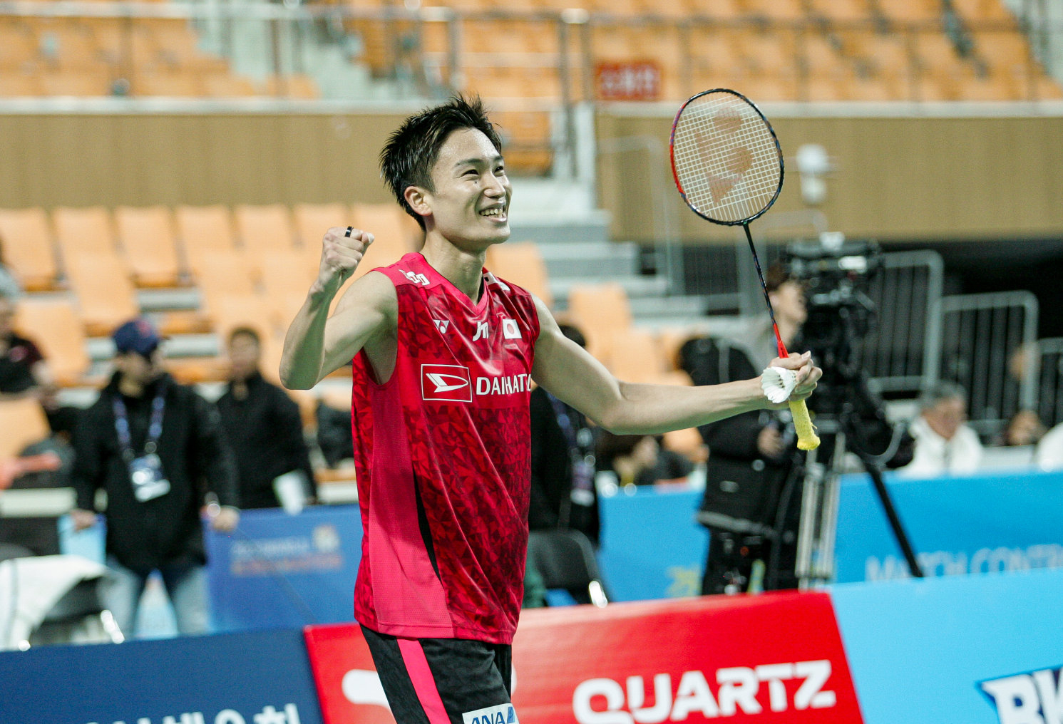 法国羽毛球队逆转中国羽毛球队，桃田贤斗制霸全场的简单介绍