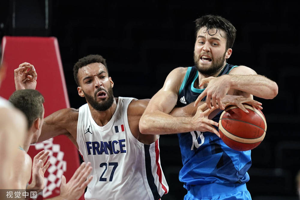 国王碾压尼克斯，戈贝尔统治全场的简单介绍