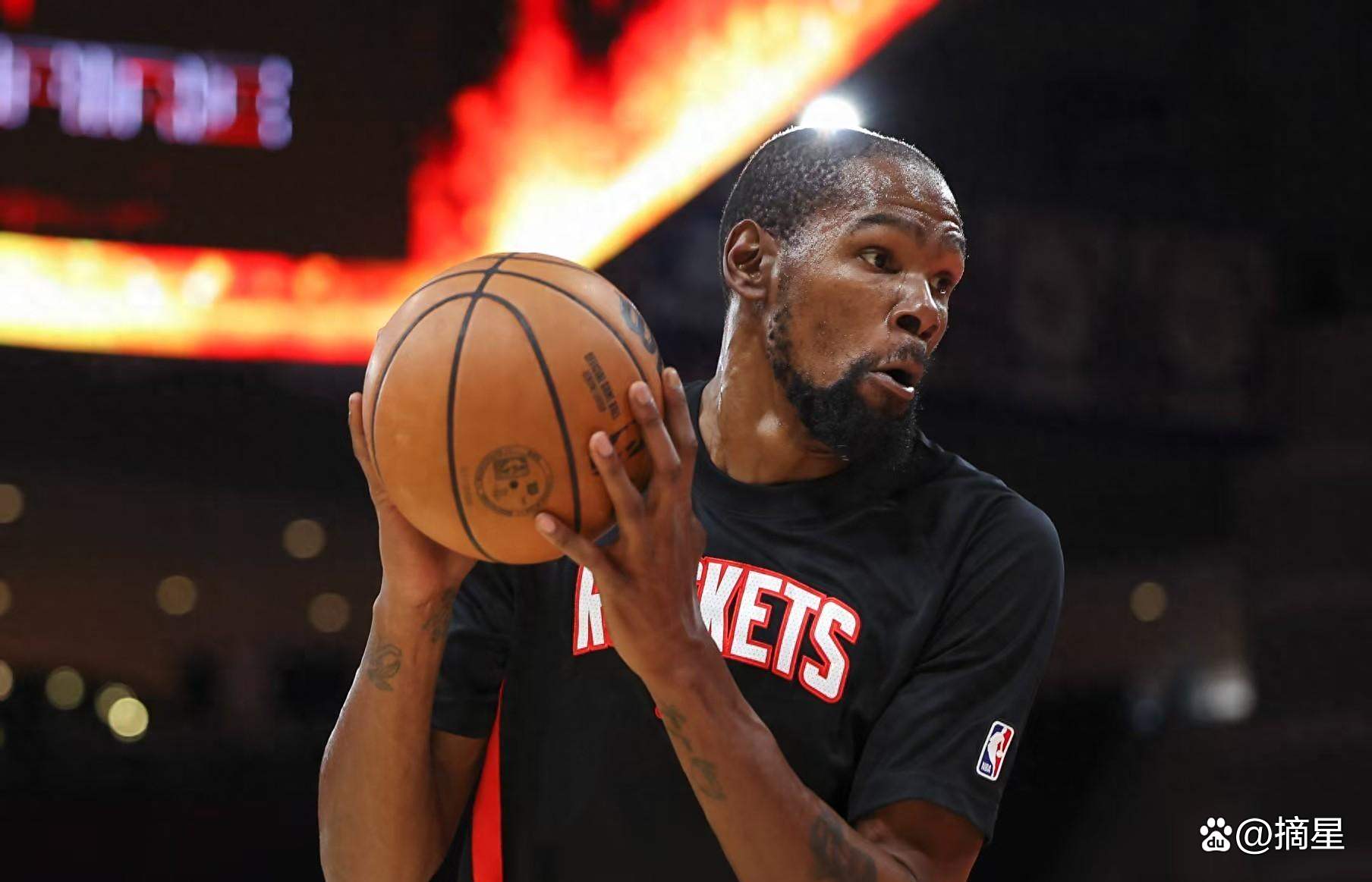 上海队鏖战北京队，杜兰特高光表现的简单介绍