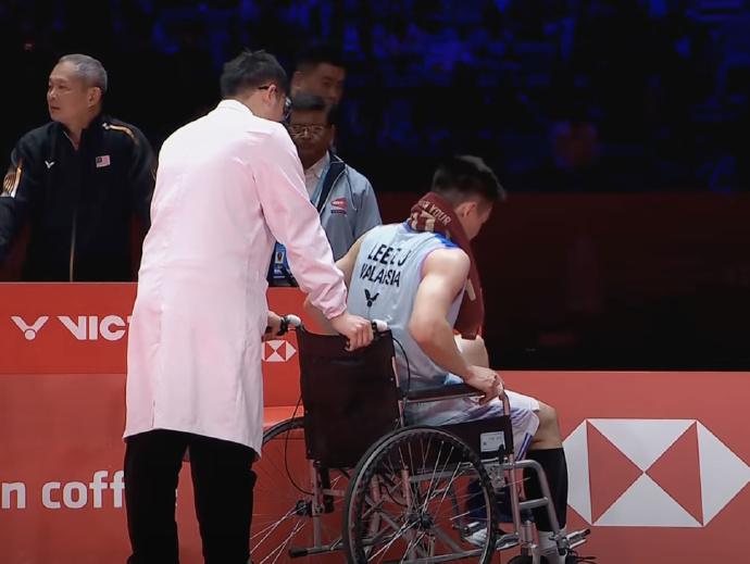 中国队完胜马来西亚队,李梓嘉带队取胜 中国队完胜马来西亚队,李梓嘉带队取胜