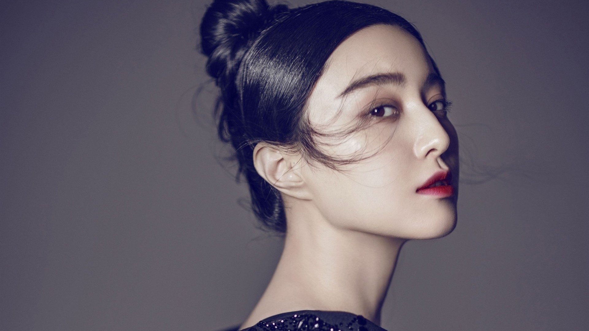 克莱狂飙42分创赛季新高！76人末节掀21-2攻击波击溃热火