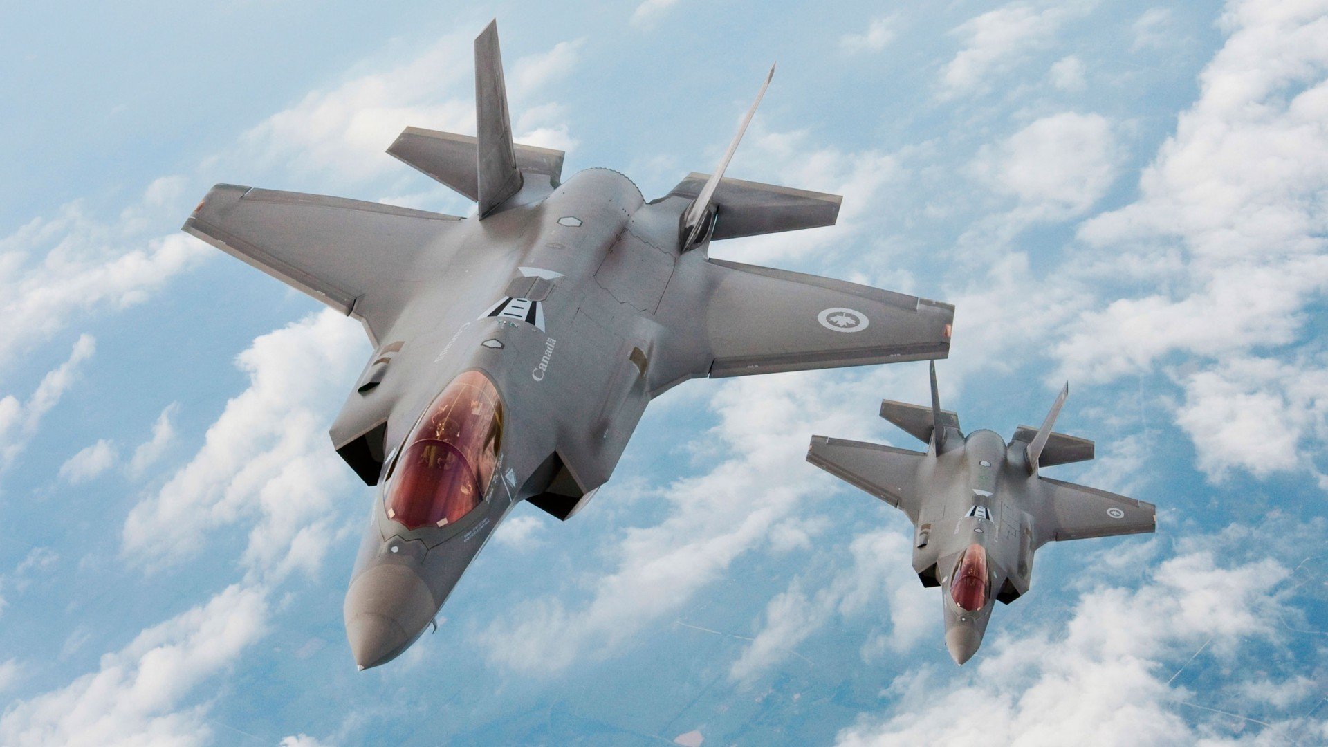 波兰压哨绝杀雷恩，苏亚雷斯东决关键战接管比赛—体育时刻的传奇与启示