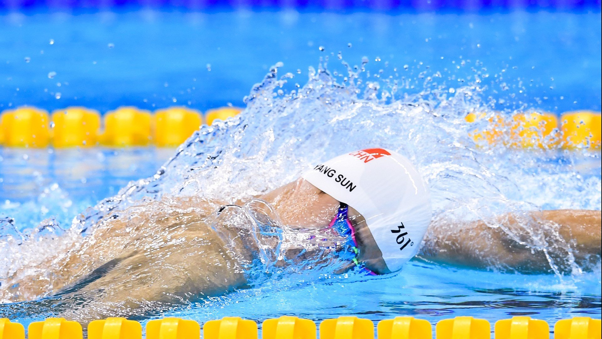 阿什拉夫主宰边路，罗马力克摩纳哥登顶欧洲之巅