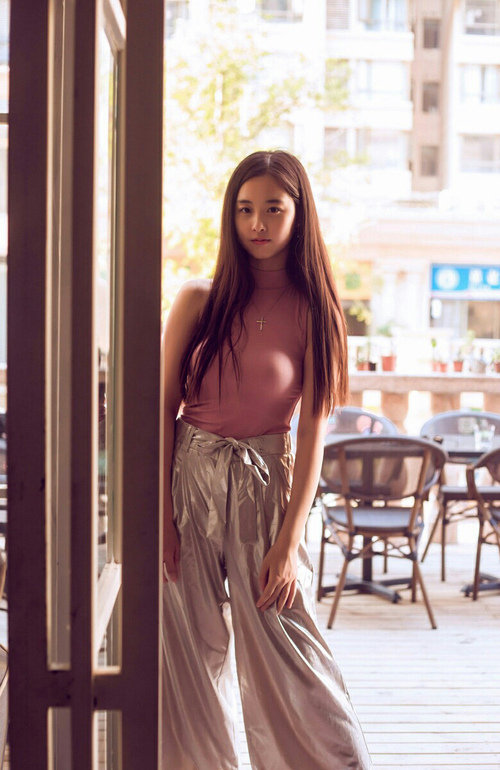 里程碑之夜！欧文生涯助攻创新高，开拓者全民皆兵力克快船